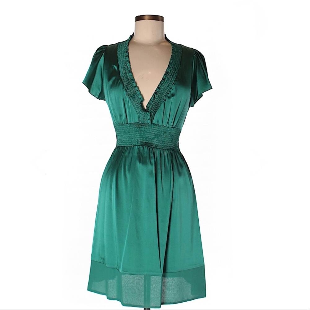 BCBGMAXAZRIA Silk dress green
